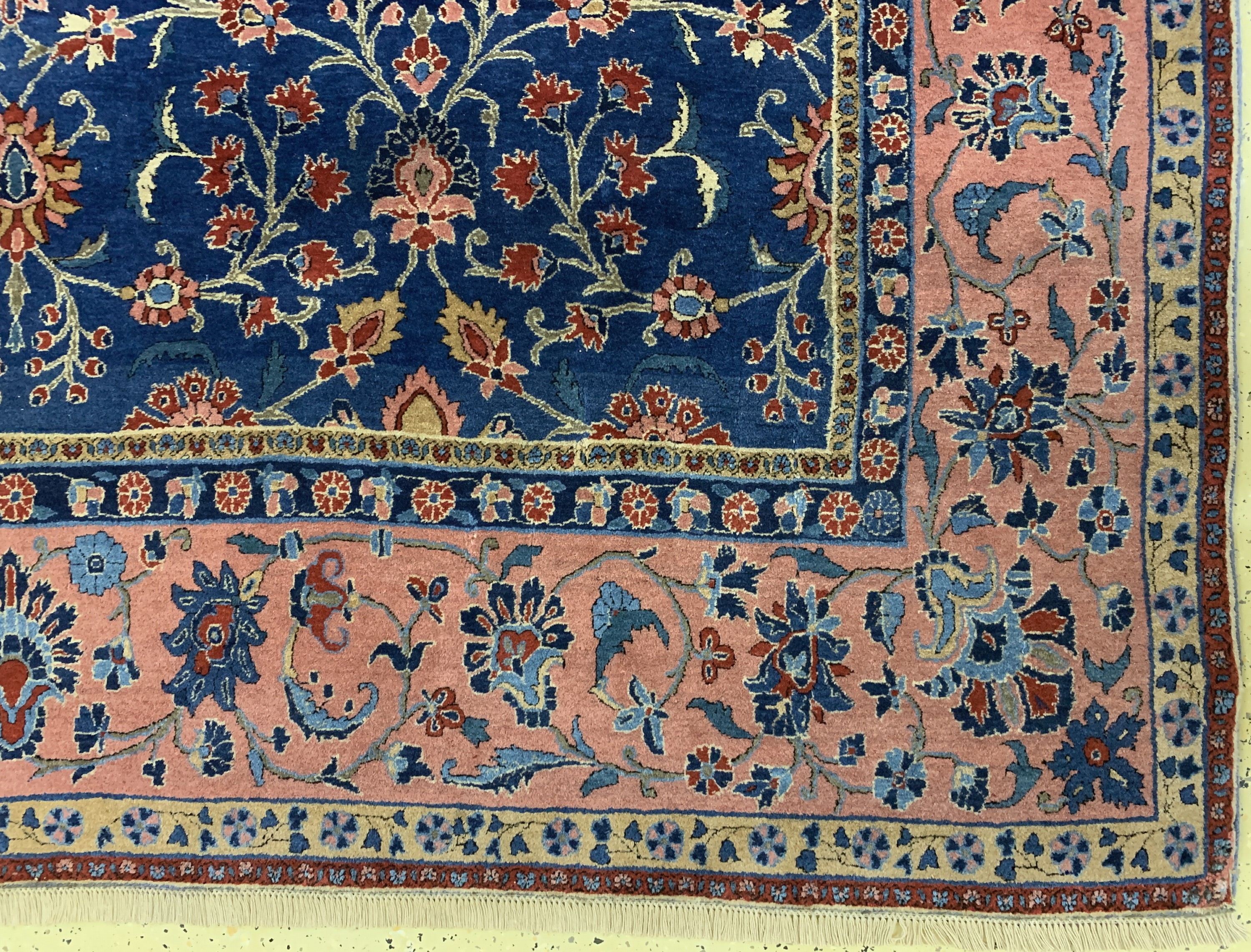 Detail a: "Manchester"Keschan antik, Persien, um 1900, Manchester-Korkwolle, ca. 330 x 220 cm, EHZ: 2(restaurierungen),Rückseite mit pflanzlichem ...