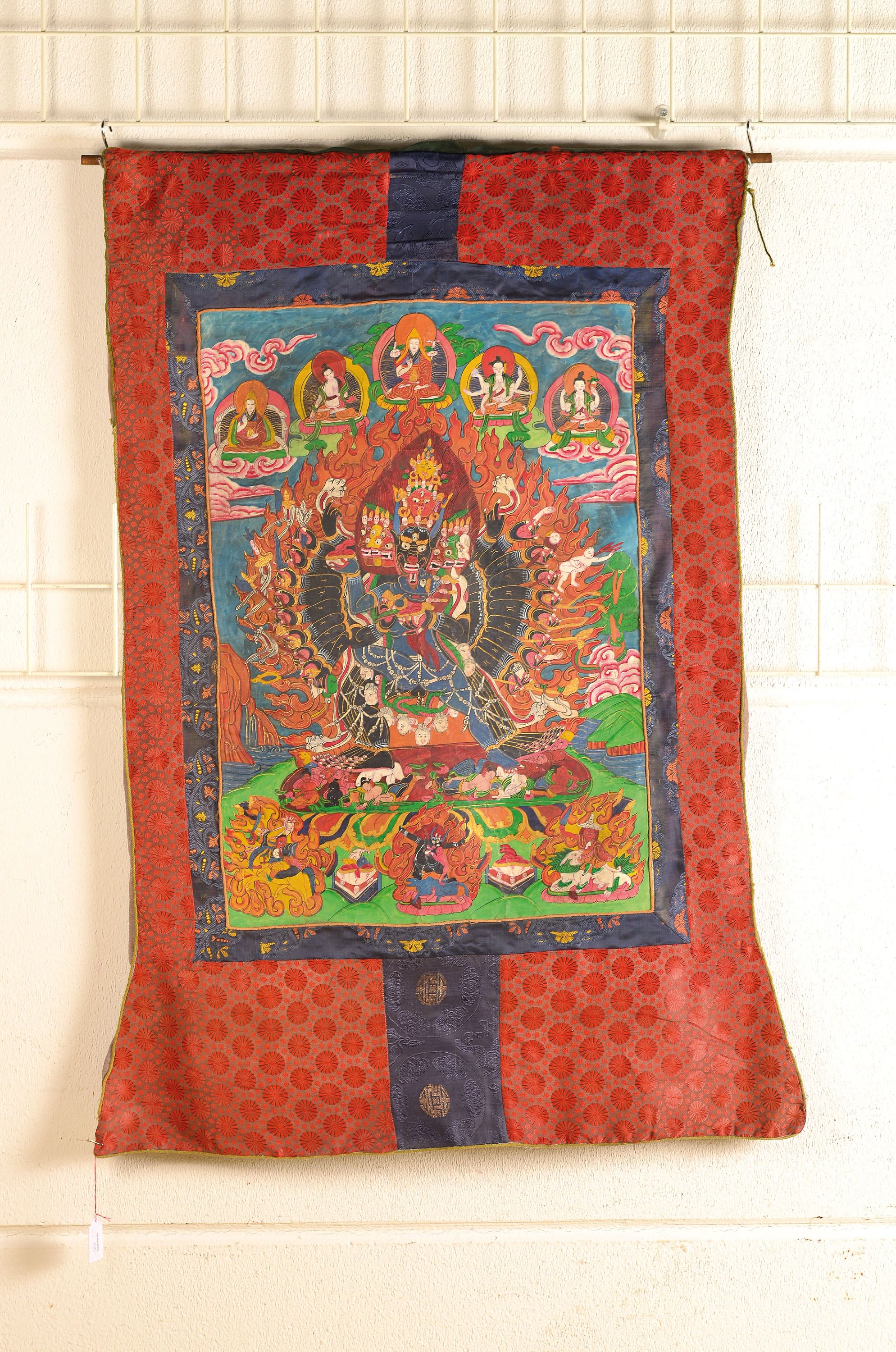 Image 27131669 - Thangka, Nepal/Tibet, 20.Jh., feine Handmalerei, reiche Goldstaffage, auf Leinen, mit ...