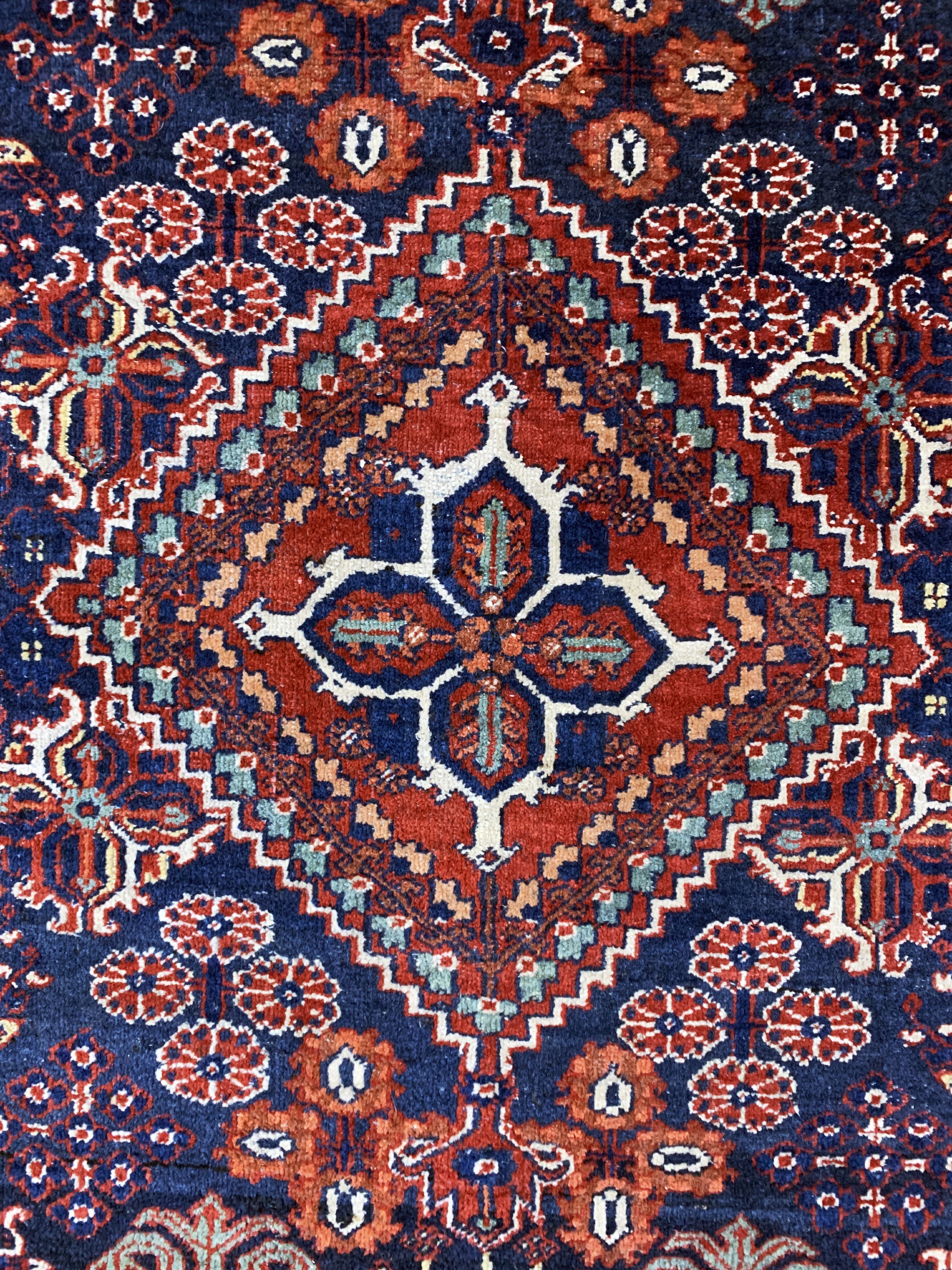 Detail d: Djoschagan, Persien, Anfang 20.Jhd, Wolle auf Baumwolle, ca. 201 x 134 cm, EHZ: 2-3