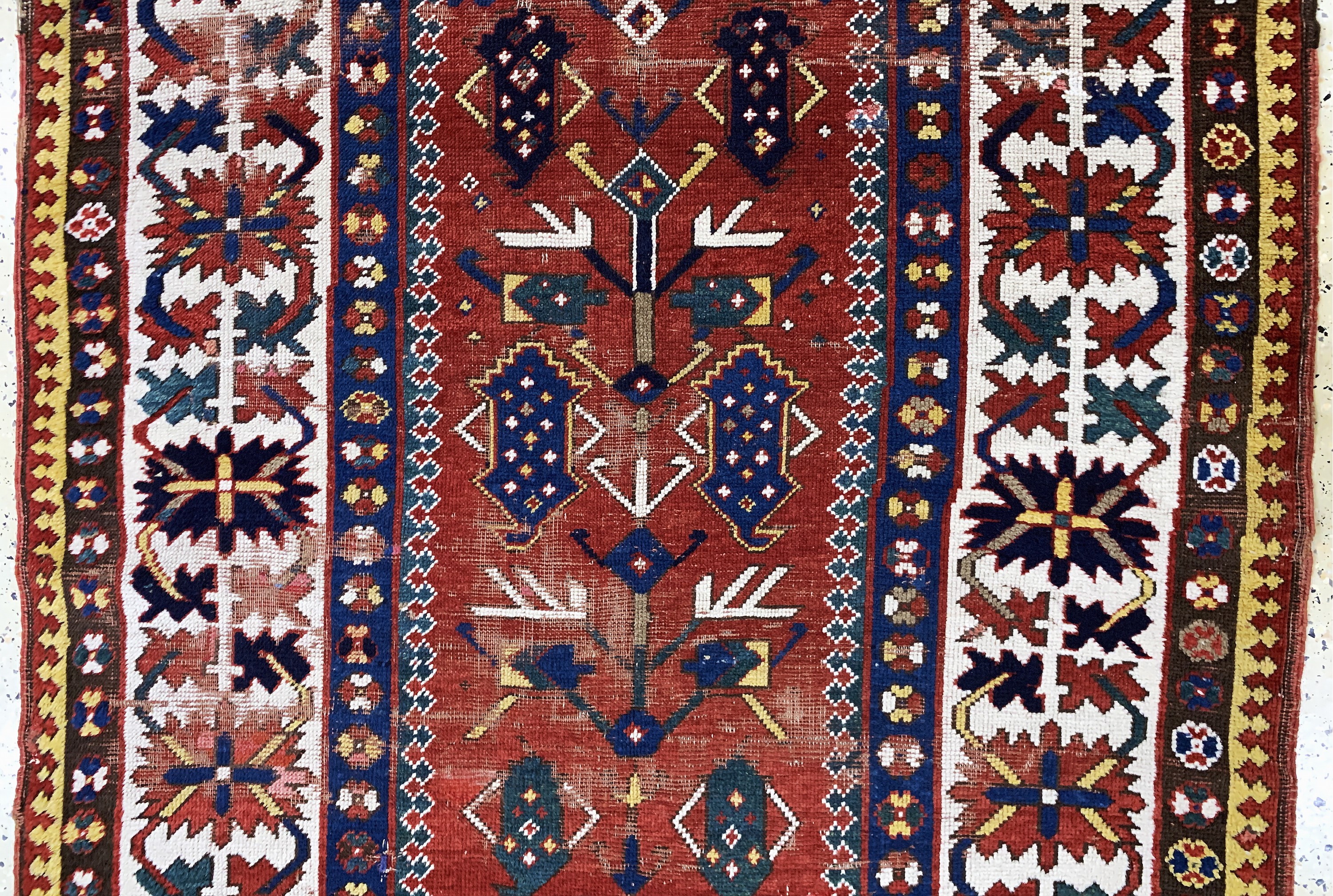 Detail b: Kazak antik, Kaukasus, 19.Jhd, Wolle auf Wolle, ca. 221 x 135 cm, EHZ: 3, (kleine restaurierungen)