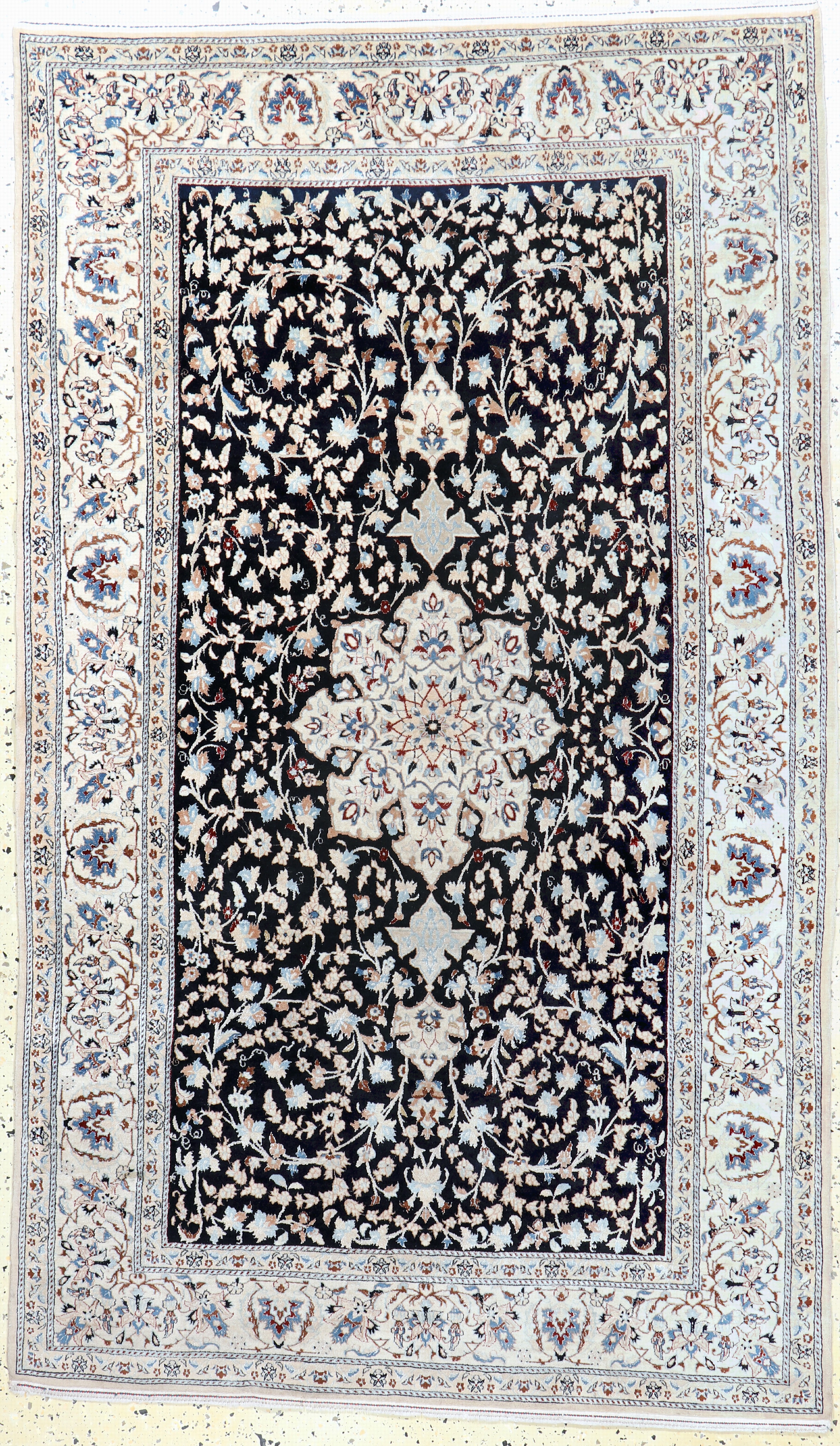 Image 27131751 - Nain fein(6 La), Persien, Mitte 20.Jhd, Korkwolle mit Seide, ca. 193 x 118 cm, ca. ...