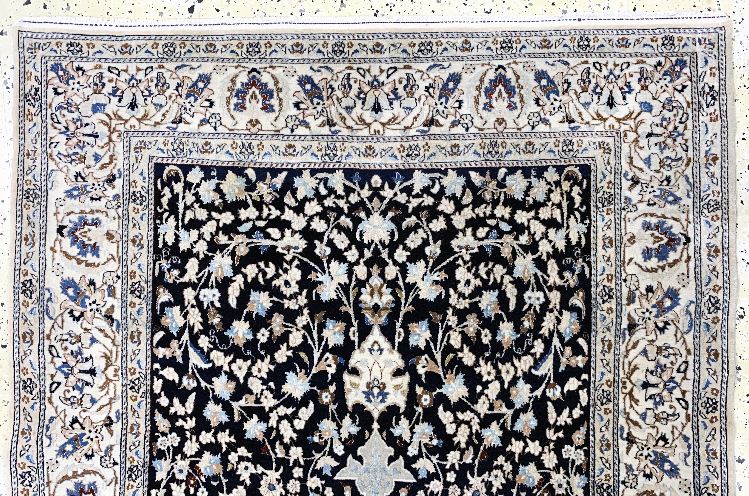 Detail a: Nain fein(6 La), Persien, Mitte 20.Jhd, Korkwolle mit Seide, ca. 193 x 118 cm, ca. 1,0Mio. Kn/qm, EHZ: 2