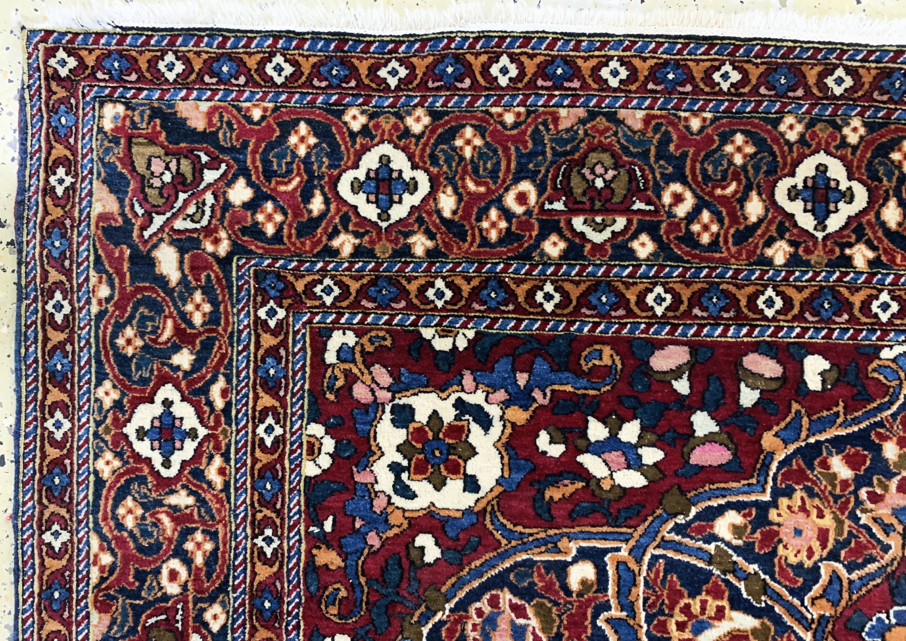 Detail d: Bachtiar fein alt, Persien, Anfang 20.Jhd, Wolle auf Baumwolle, ca. 215 x 141 cm, EHZ: 2 (minimaler Mottenfraß)