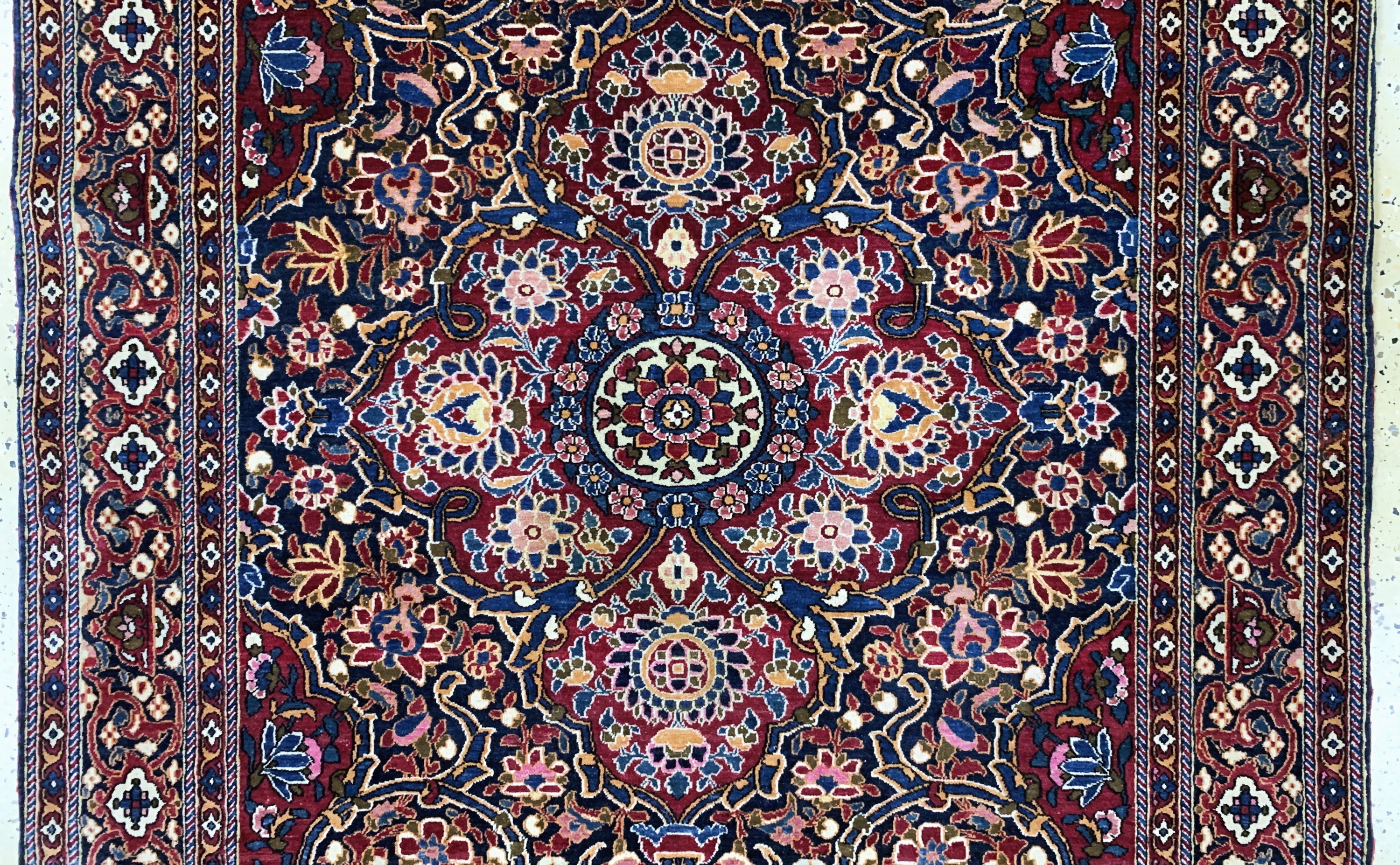 Detail f: Bachtiar fein alt, Persien, Anfang 20.Jhd, Wolle auf Baumwolle, ca. 215 x 141 cm, EHZ: 2 (minimaler Mottenfraß)