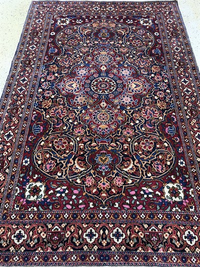 27131753g - Bachtiar fein alt, Persien, Anfang 20.Jhd, Wolle auf Baumwolle, ca. 215 x 141 cm, EHZ: ...