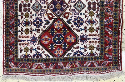 27131755c - Ardebil alt, Persien, Anfang 20.Jhd, Wolle auf Baumwolle, ca. 181 x 118 cm, EHZ: 2 ...