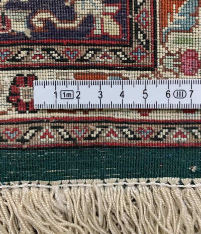 27131758g - Ghom Seide fein, Persien, Mitte 20.Jhd, reine Naturseide, ca. 197 x 137 cm, EHZ: 2 ...