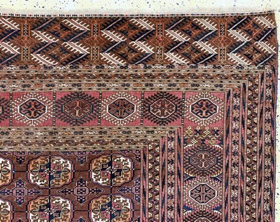 27131763g - Tekke´Hauptteppich´antik, Turkmenistan, 19.Jhd, Wolle auf Wolle, ca. 323 x 213 cm, EHZ: ...