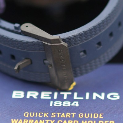27131923d - BREITLING Endurance Pro Chronometer ungetragener Herrenchronograph Referenz X82310, ...