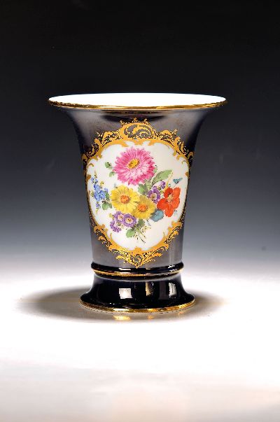 Image Vase, Meissen, 20th century, 1st choice, cobalt blue glazed, in a gold-framed cartouche, ...