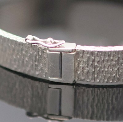 27131987b - EBEL feine Damenarmbanduhr in WG 750/000 mit Diamantlünette, Handaufzug, Schweiz um ...