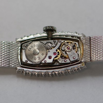 27131987f - EBEL feine Damenarmbanduhr in WG 750/000 mit Diamantlünette, Handaufzug, Schweiz um ...