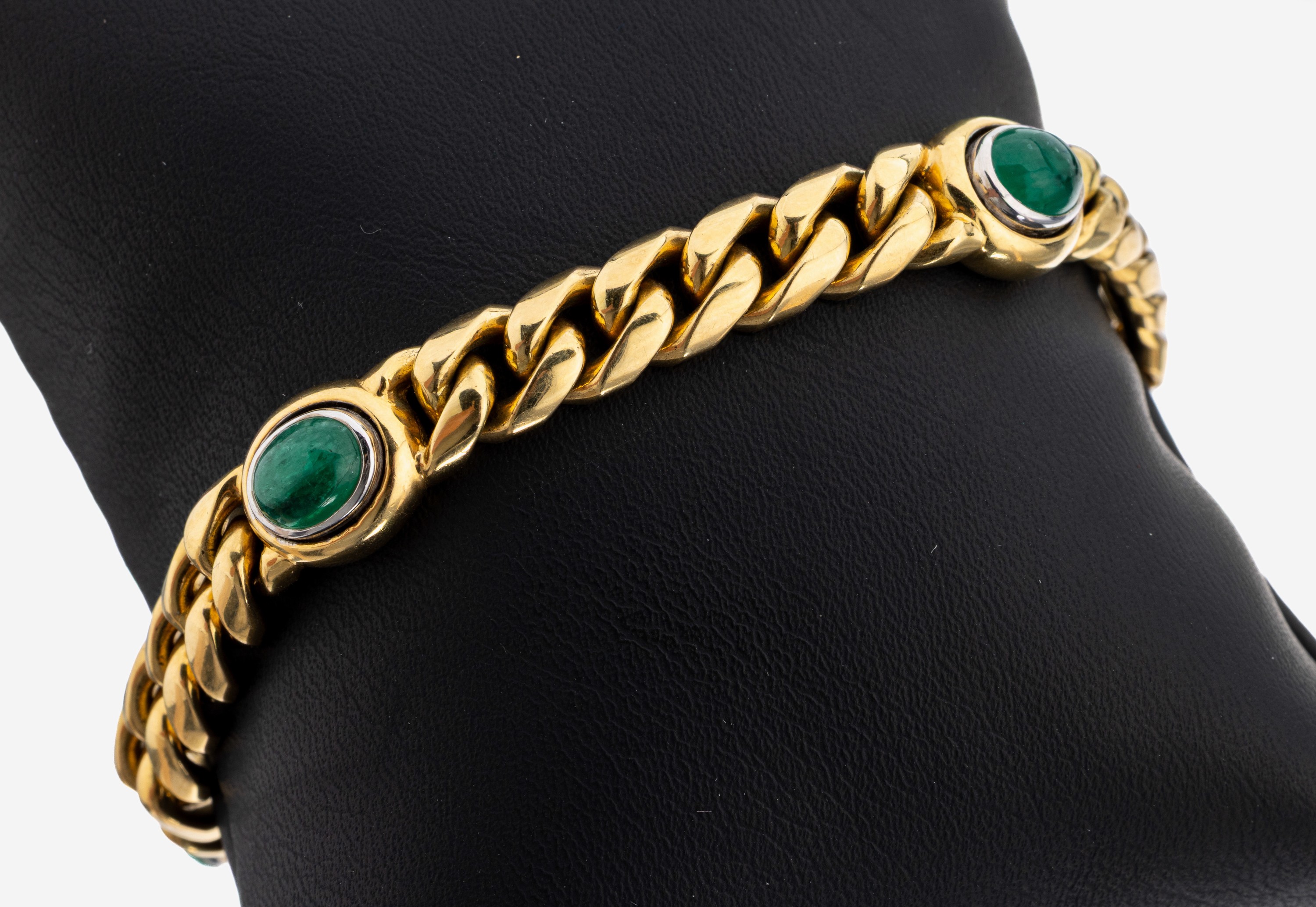 Image 27132126 - 18 kt Gold Smaragd-Armband, GG/WG 750/000, schwere qualitätvolle Verarbeitung, 4 ovale ...