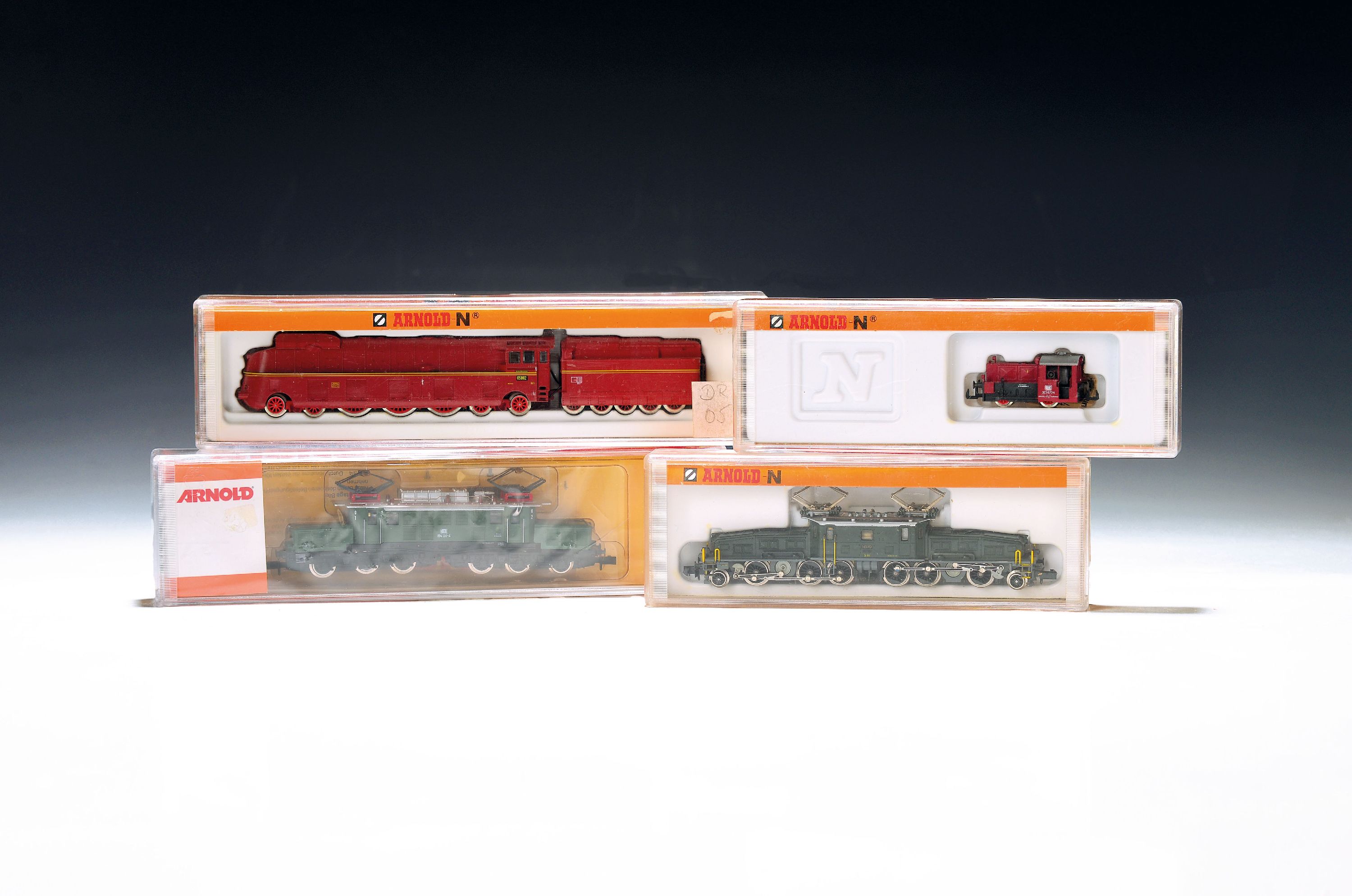Image 27132164 - Konvolut Modelleisenbahnen Spur N, Arnold, wenige frühe Rapido-Exemplare, 25 Loks: ...