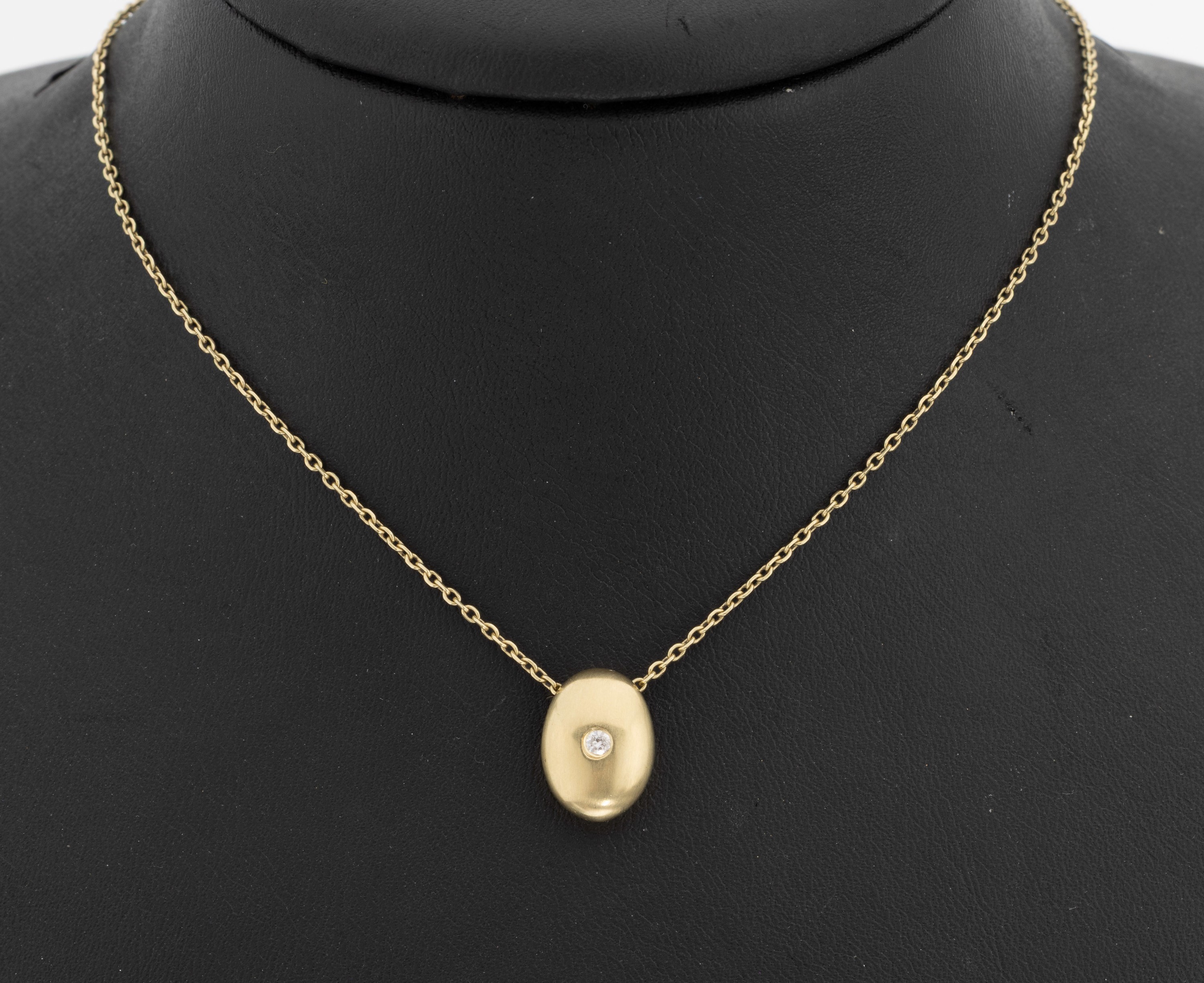 Image 27132213 - 14 kt Gold Brillant-Anhänger, GG 585/000, oval, schauseitig sat., Brillant ca. 0.05 ct ...