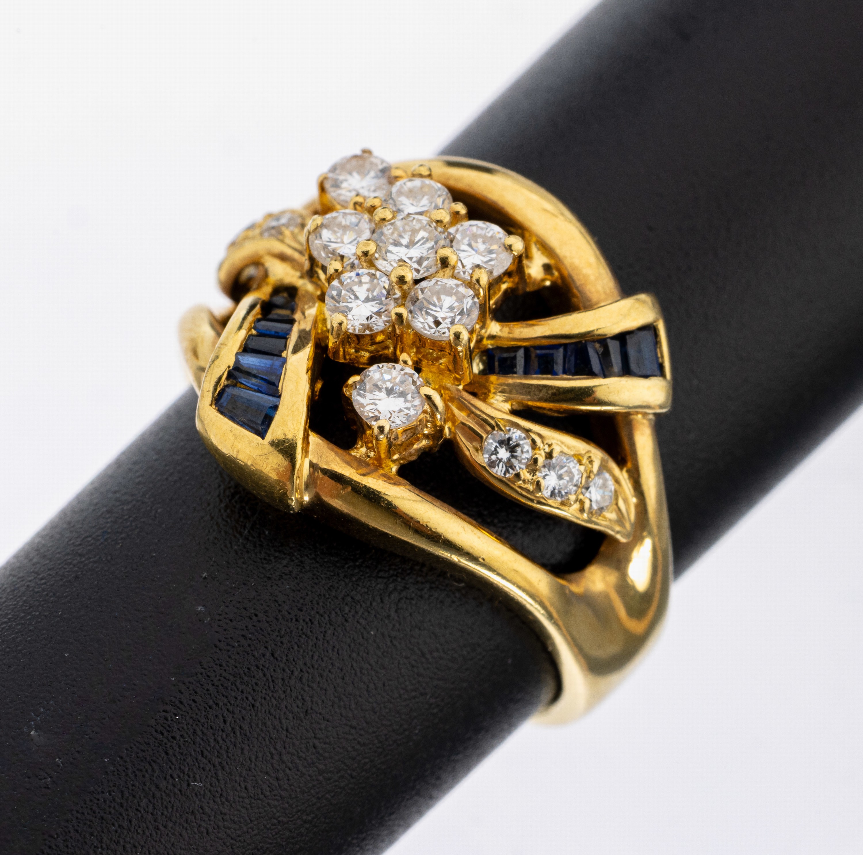 Image 27132221 - 18 kt Gold Brillant-Saphir-Ring, GG 750/000, abstraktes Design, 14 Brillanten zus.ca. ...