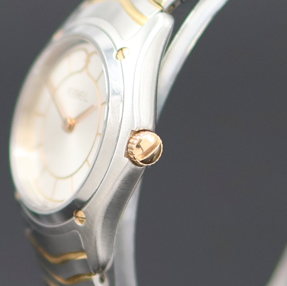 Detail c: EBEL Classic Damenarmbanduhr Referenz 1256F25, Schweiz um 2000, quarz, Stülpgeh. Edelstahl inkl. orig. Wellengliederband m. dopp. Faltschl., ...