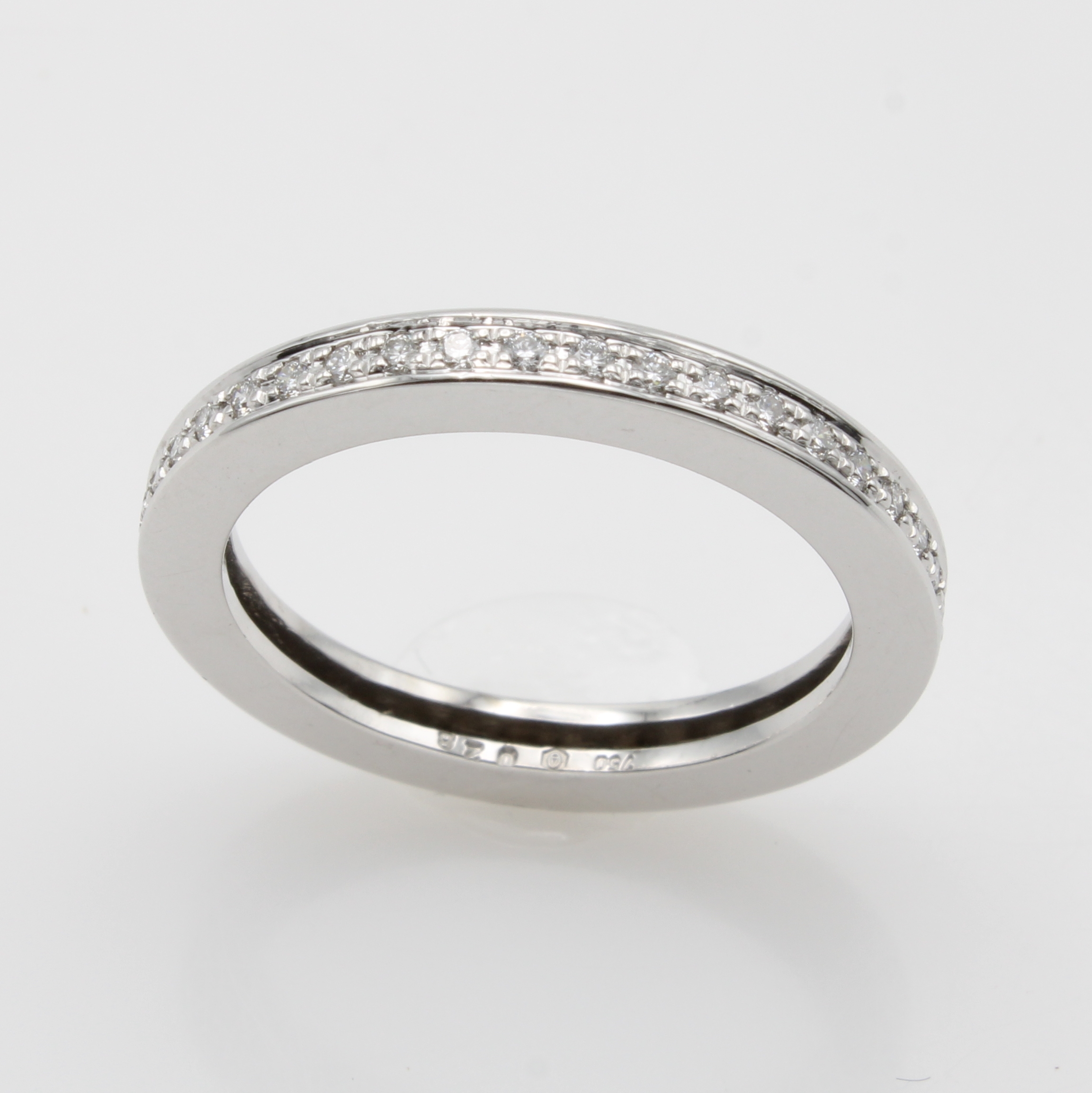 Image 27132670 - Memoryring mit Brillanten, WG 750/000, rundum bes. m. Brill. zus. ca. 0.28 ct feines ...
