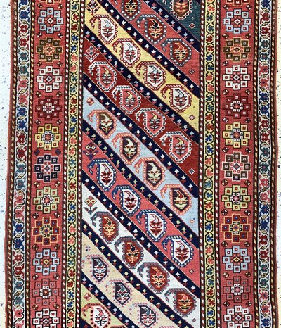 27132785c - Streifen´Gendje´antik, Kaukasus, um 1900, Wolle auf Wolle, ca. 327 x 106 cm, gereinigt, ...