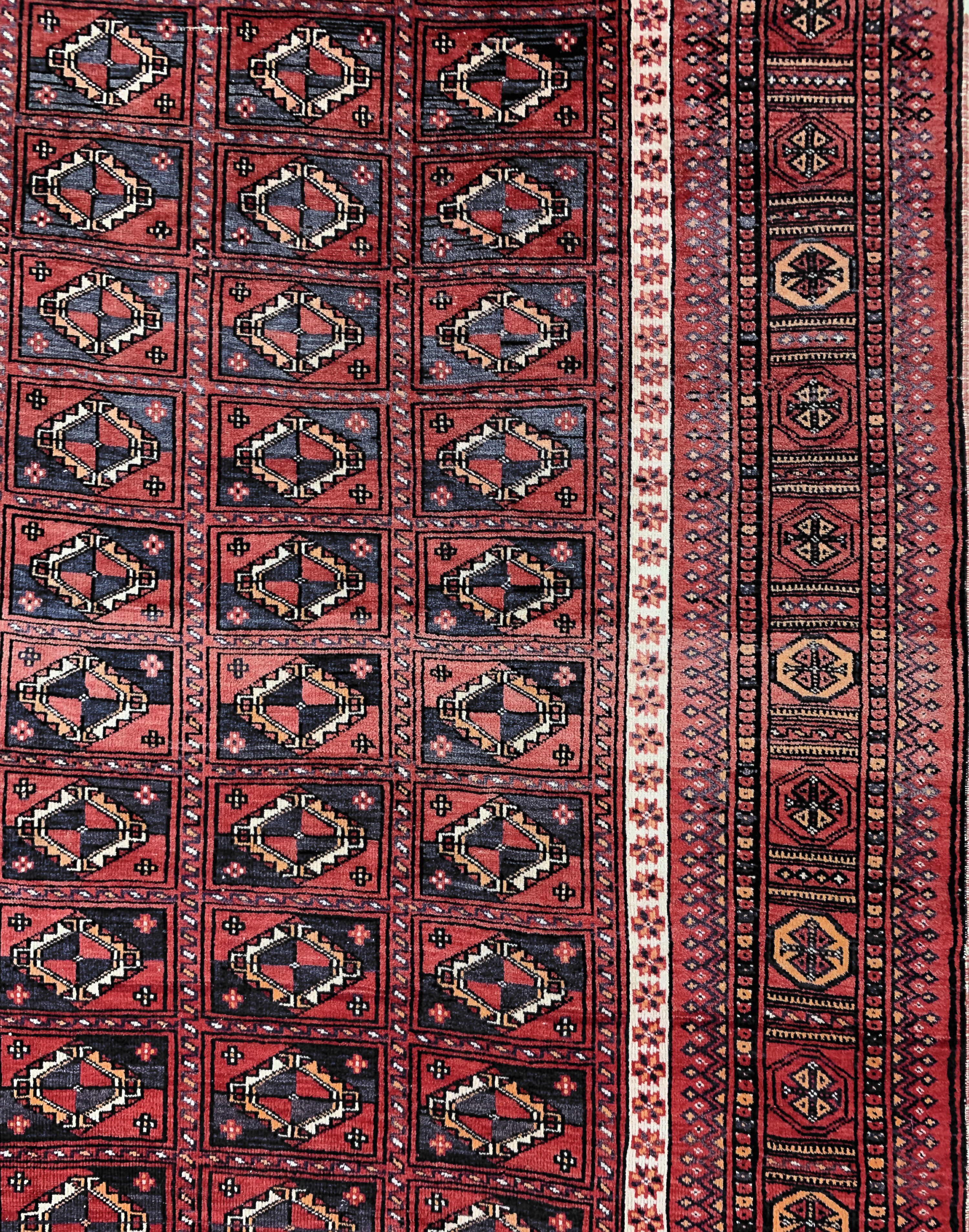 Detail d: Belutsch, Persien, Mitte 20.Jhd, Wolle auf Wolle, ca. 310 x 205 cm, EHZ: 2-3
