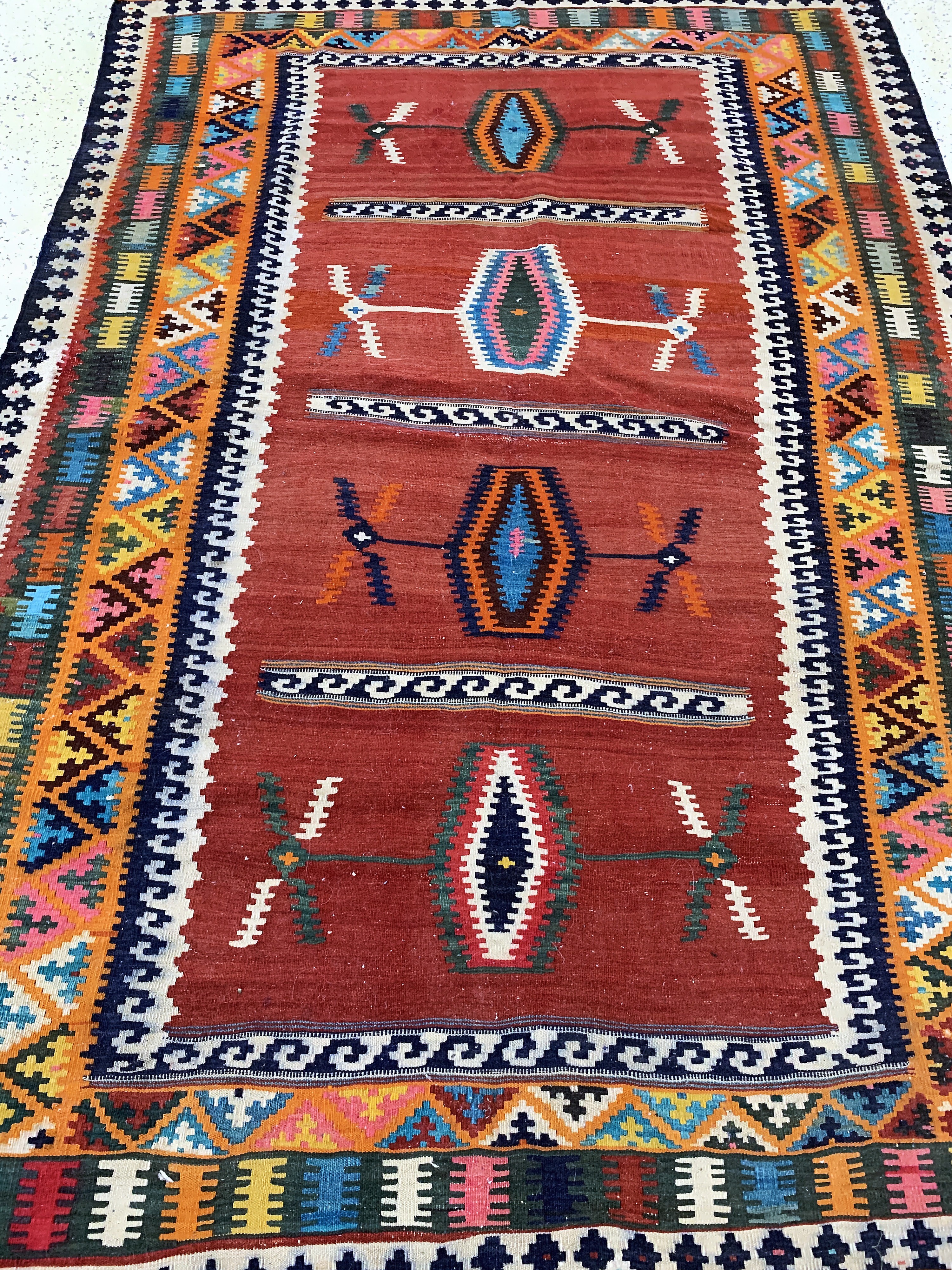 Detail f: Ghaschgai Kelim, Persien, Anfang 20.Jhd, Wolle auf Wolle, ca. 233 x 160 cm, verfärbt, EHZ: 2-3