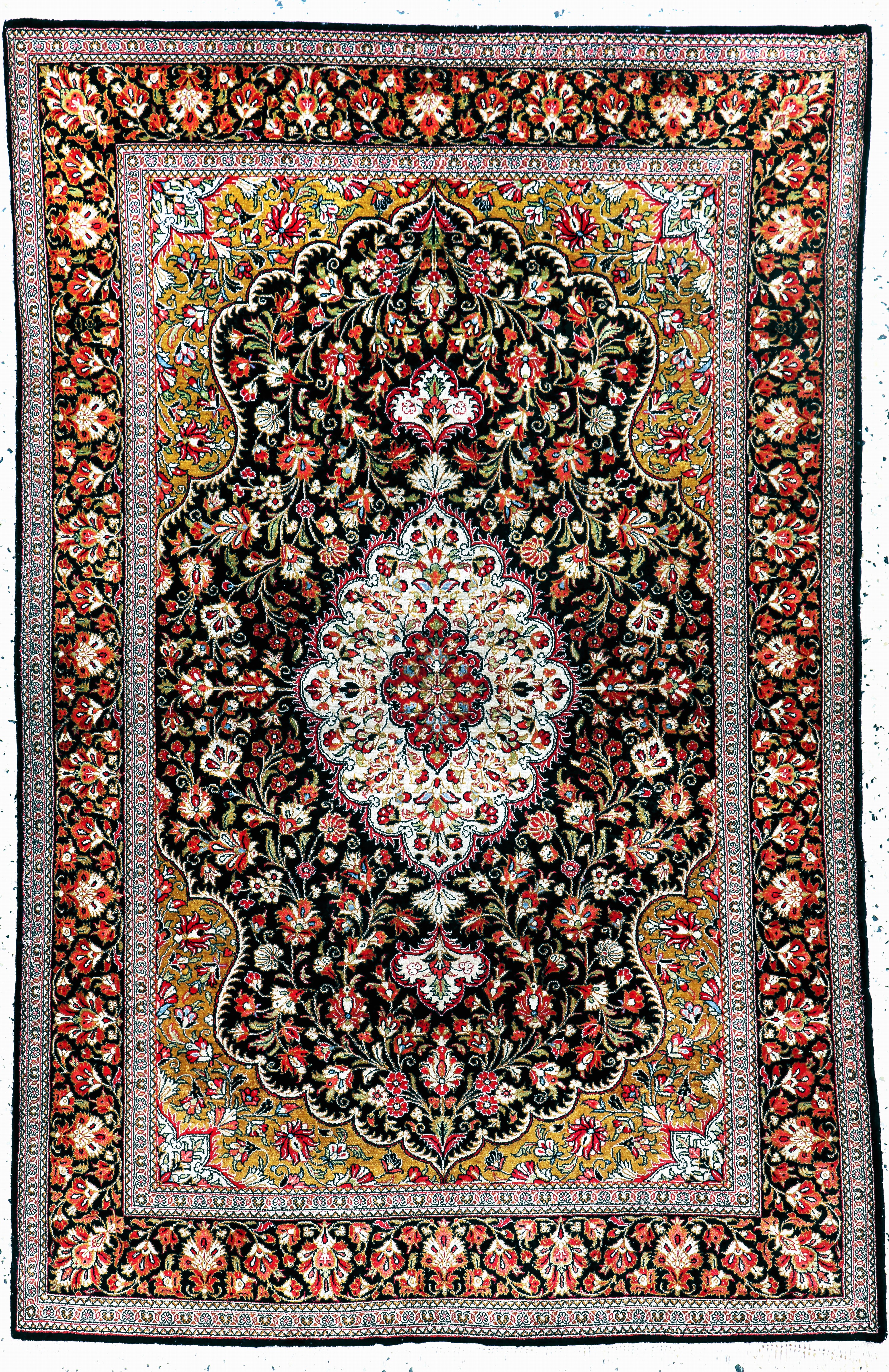 Image 27132813 - Ghom Seide, Persien, Mitte 20.Jhd, reine Naturseide, ca. 160 x 105 cm, EHZ: 2 ...