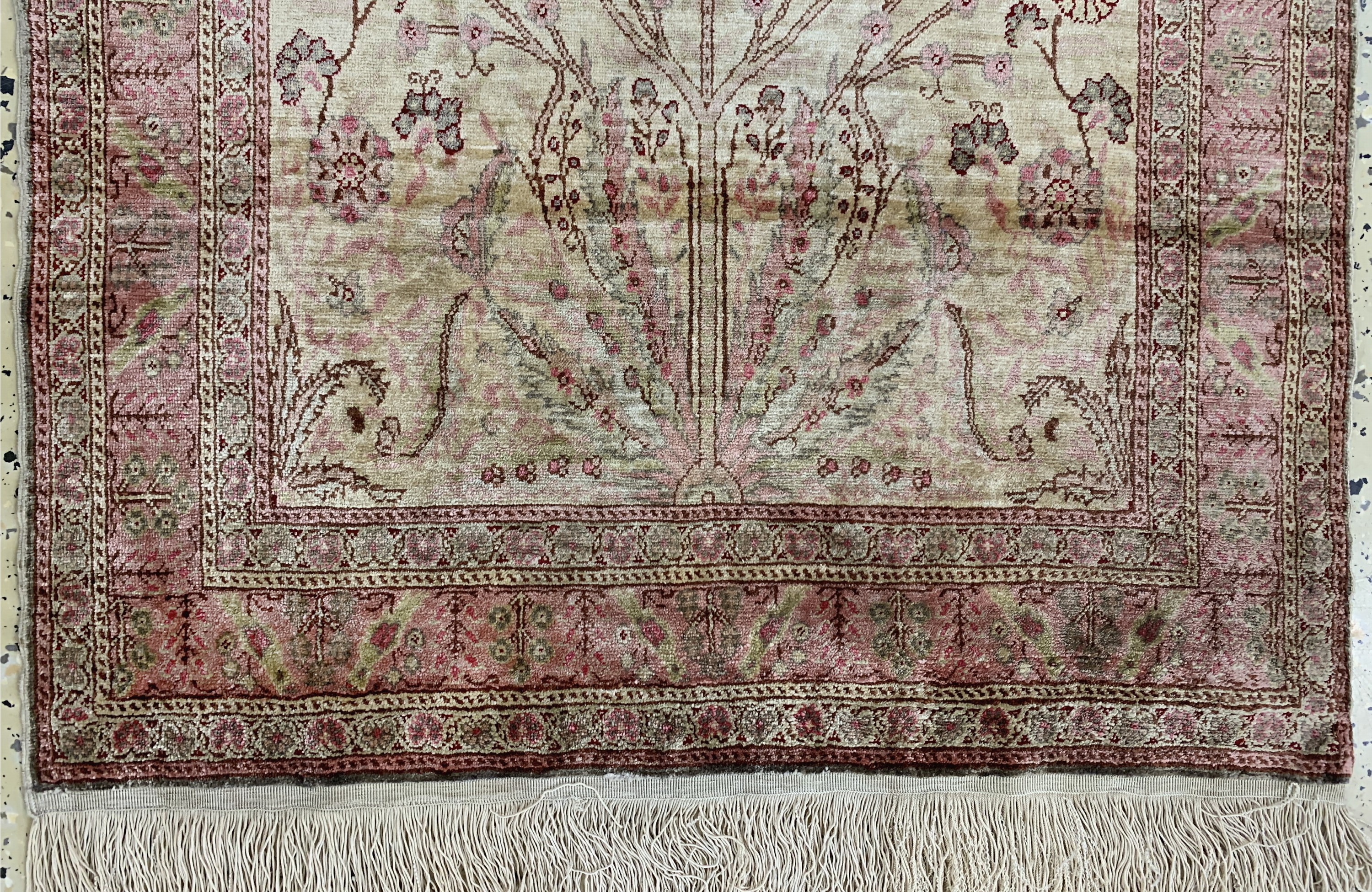 Detail a: Seiden Kayseri, Türkei, Mitte 20.Jhd, reineNaturseide, ca. 120 x 75 cm, EHZ: 2