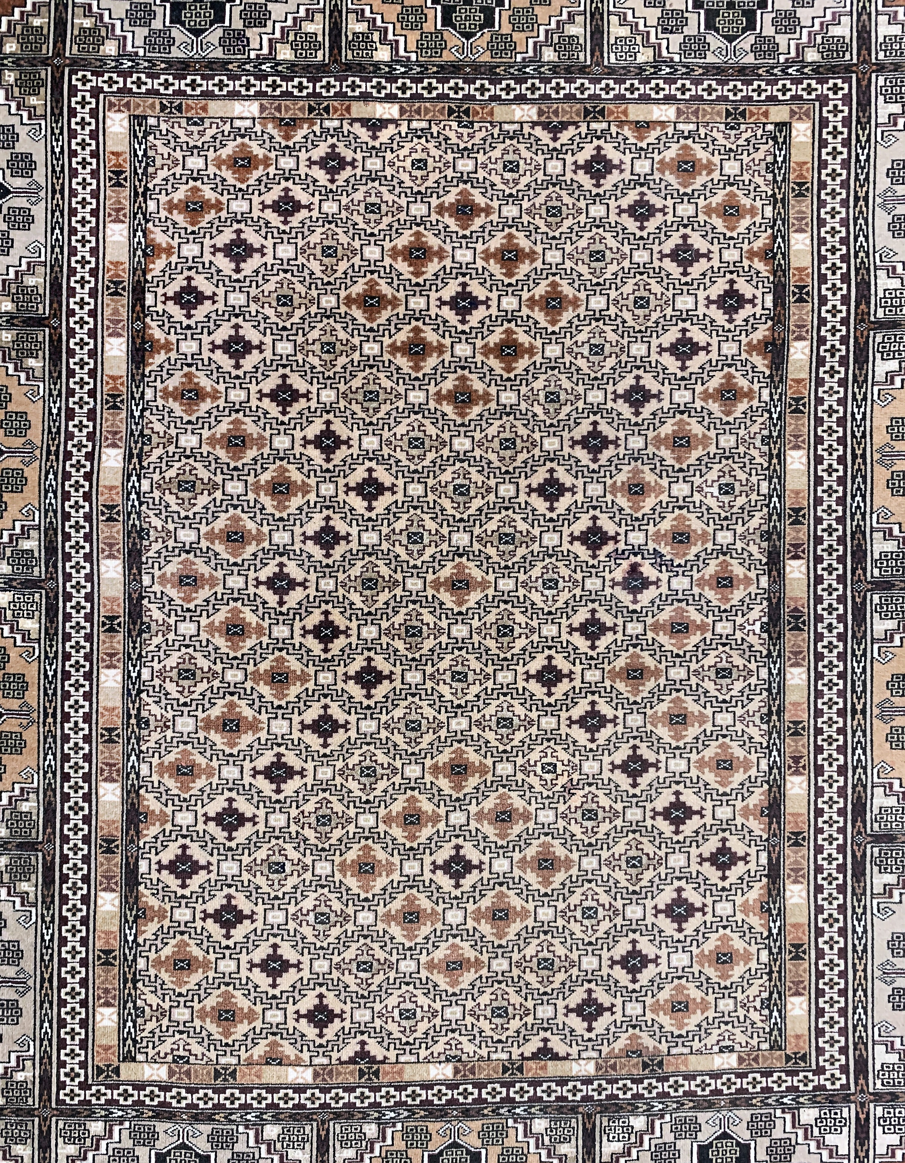 Detail c: Mauri fein, Afghanistan, Ende 20.Jhd, Wolleauf Baumwolle, ca. 160 x 120 cm, EHZ: 2