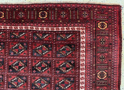 27132808e - Belutsch, Persien, Mitte 20.Jhd, Wolle auf Wolle, ca. 310 x 205 cm, EHZ: 2-3 ...