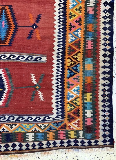27132812a - Ghaschgai Kelim, Persien, Anfang 20.Jhd, Wolle auf Wolle, ca. 233 x 160 cm, verfärbt, ...