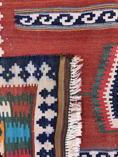 27132812g - Ghaschgai Kelim, Persien, Anfang 20.Jhd, Wolle auf Wolle, ca. 233 x 160 cm, verfärbt, ...