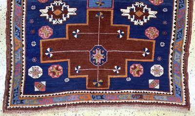 27132817b - ´Derbent´Kazak, Kaukasus, Anfang 20.Jhd, Wolle auf Wolle, ca. 160 x 120 cm, EHZ: 2-3 ...