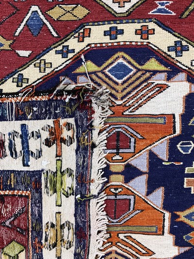 27132823e - Sumakh, Azerbaijan, Mitte 20.Jhd, Wolle aufWolle, ca. 185 x 112 cm, EHZ: 2 ...