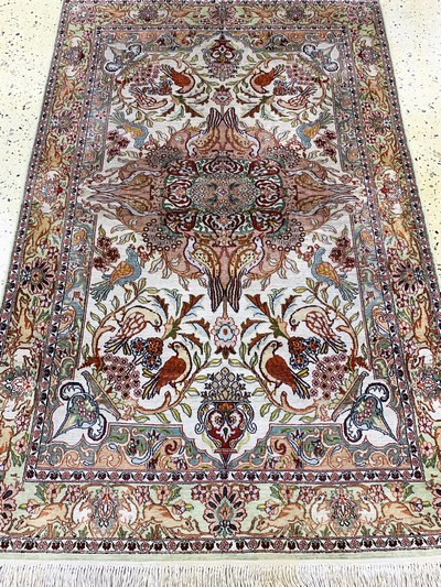 27132826d - Seiden Täbriz, Ägypten, Ende 20.Jhd, reine Naturseide, ca. 165 x 107 cm, EHZ: 2-3 ...
