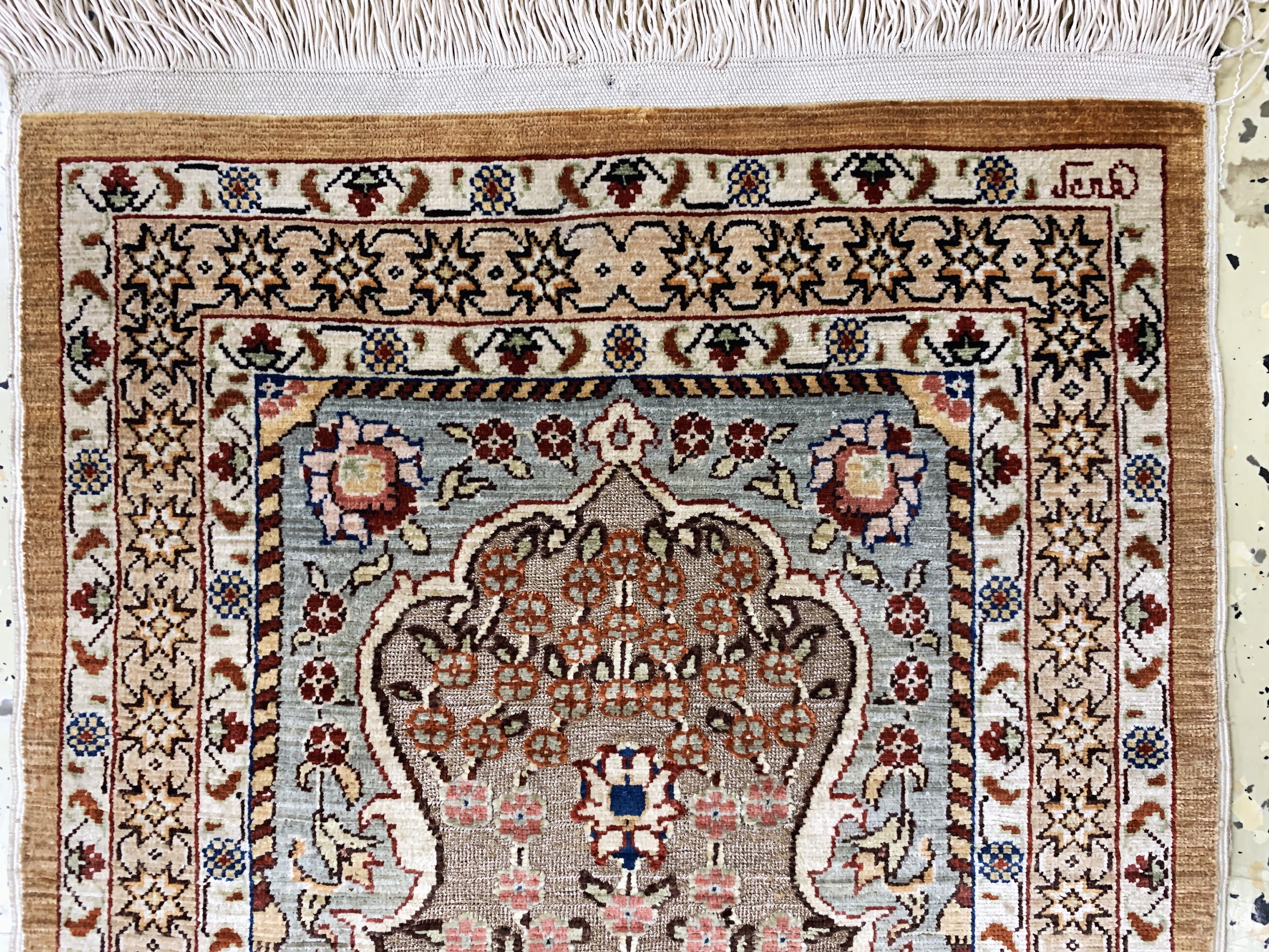 Detail a: Hereke Seide, signiert, Türkei, Ende 20.Jhd, reine Naturseide(Metallbroschiert), ca. 50 x 38 cm, EHZ:(nahezu neuwertig)