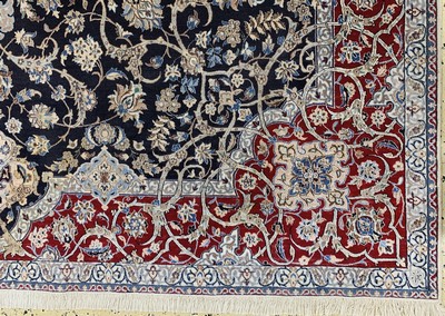 27132963a - Nain fein(6 La), Persien, Mitte 20.Jhd, Korkwolle mit Seide, ca. 225 x 225 cm, ca. ...