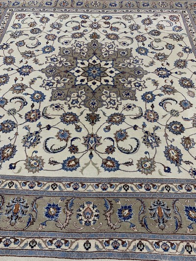 27132964g - Kaschmar, Persien, Ende 20.Jhd, Wolle auf Baumwolle, ca. 300 x 300 cm, EHZ: 1-2(kleiner ...