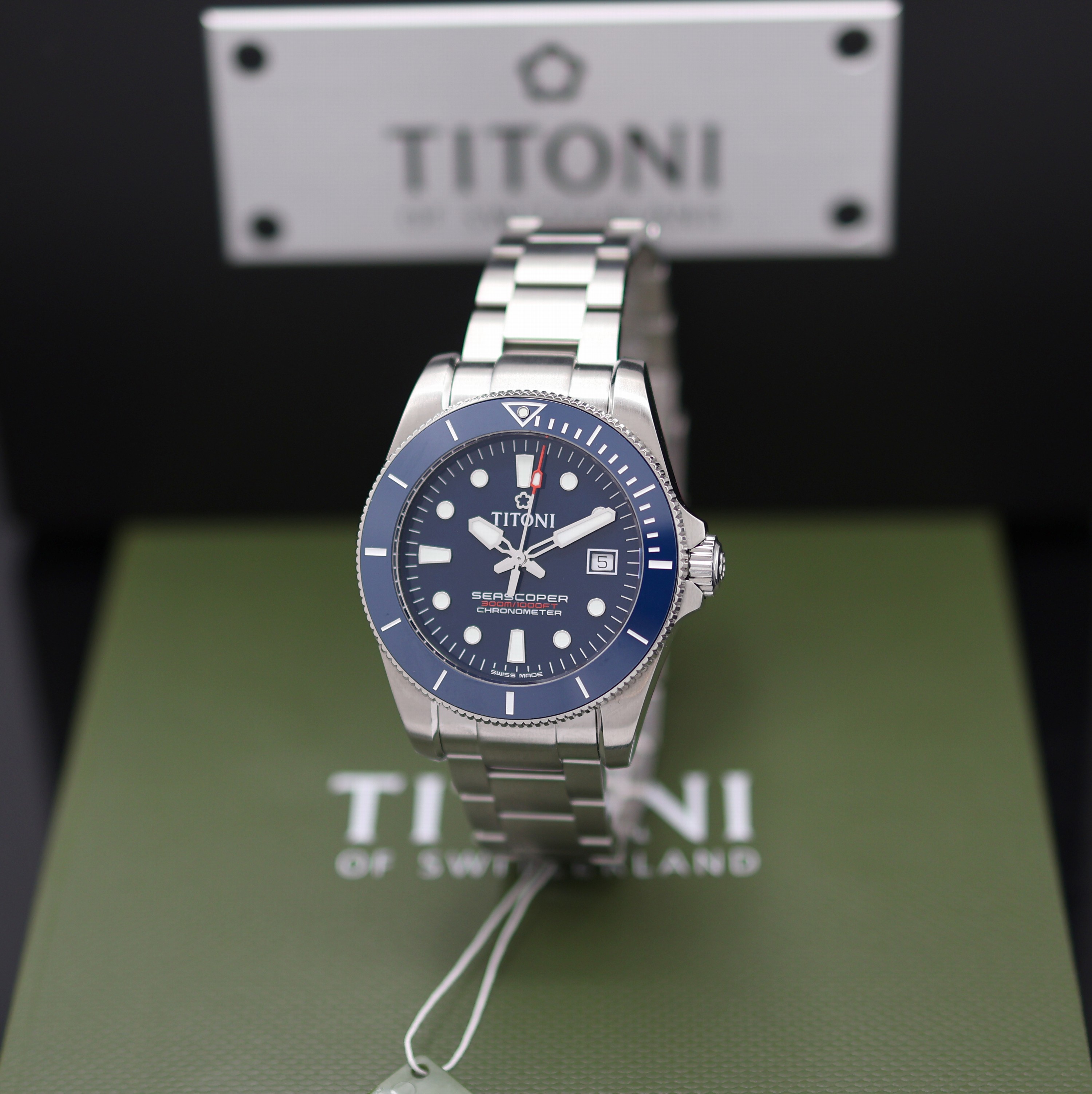 Image 27133007 - TITONI Seascoper Chronometer ungetragene Herrenarmbanduhr Referenz 83300 S-BK-702, ...