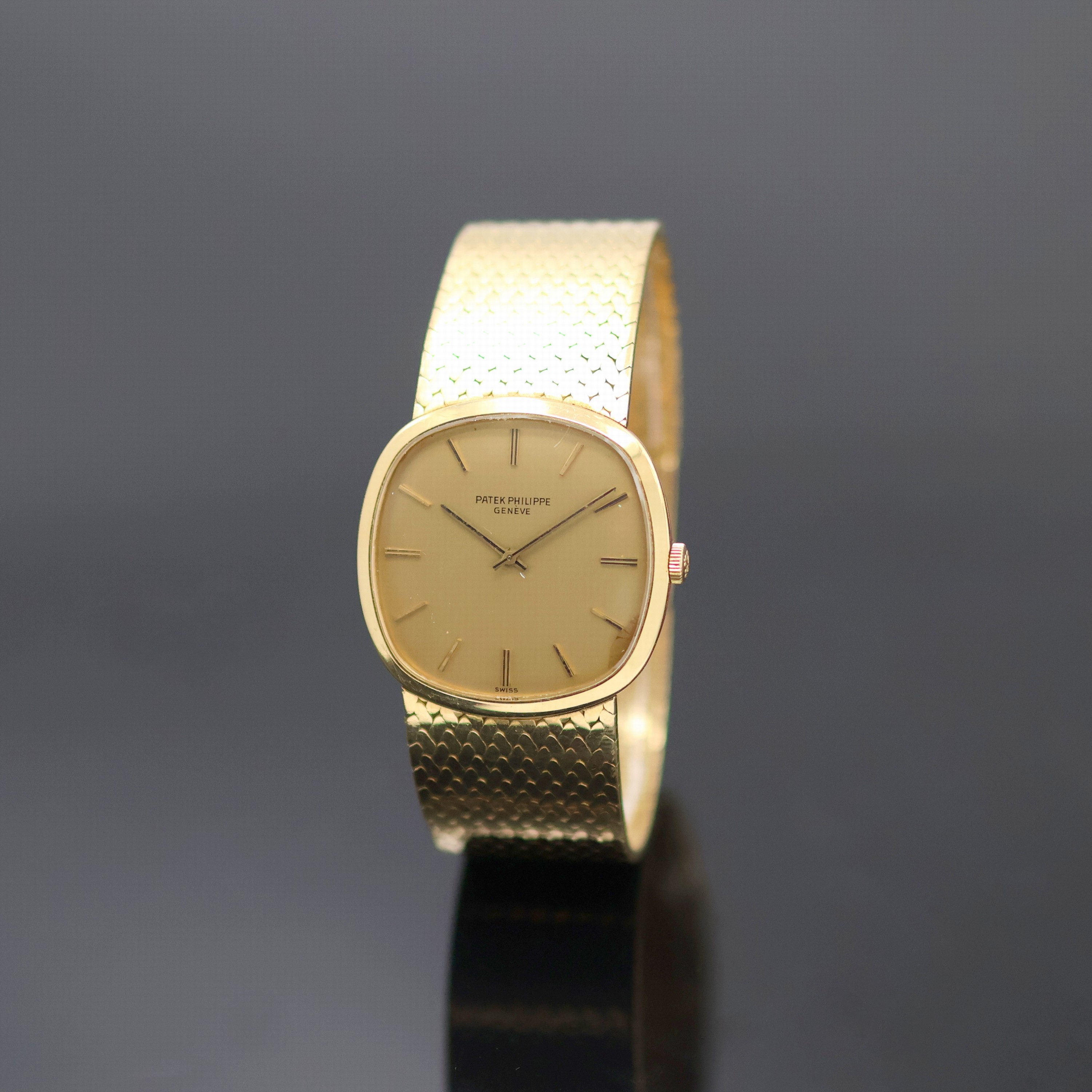 Image 27133334 - PATEK PHILIPPE Herrenarmbanduhr Referenz 3544 in GG 750/000, Schweiz um 1975, ...
