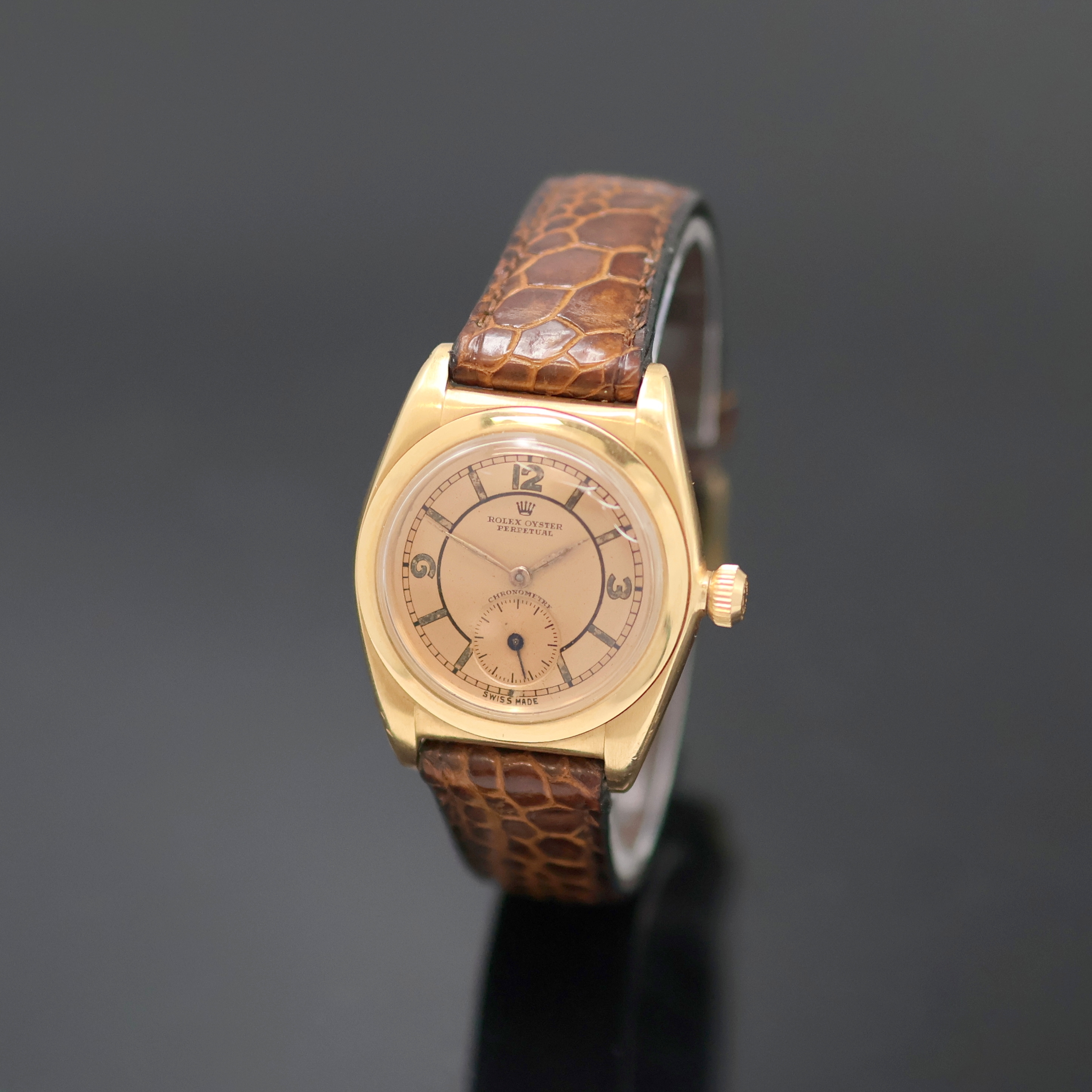 Image 27133335 - ROLEX Bubble-Back Armbanduhr Referenz 4984 in RG 750/000, Schweiz um 1945, Automatik, ...