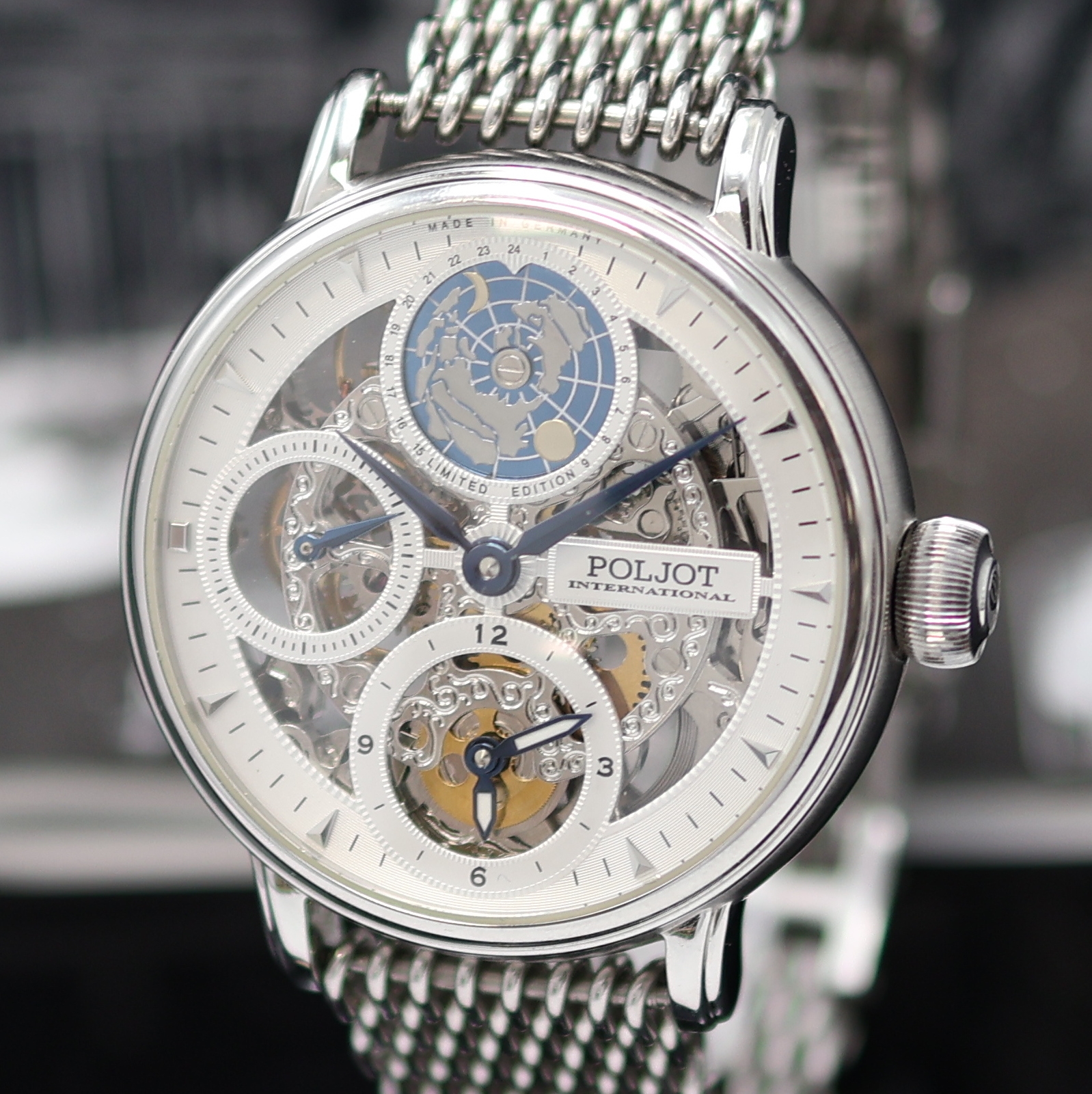 Detail a: POLJOT seltene, auf 300 Stück limitierte Armbanduhr Double Timer Globetrotter Referenz 9730.2940551, Handaufzug, Deutschland um 2021, beids. vergl. ...