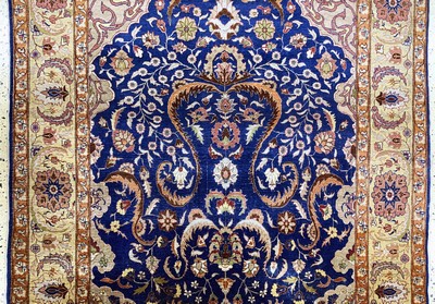 27133380b - Hereke Seide fein, Türkei, Mitte 20.Jhd., reine Naturseide, ca. 196 x 131 cm, EHZ: 3 ...