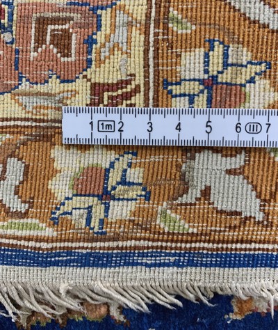 27133380g - Hereke Seide fein, Türkei, Mitte 20.Jhd., reine Naturseide, ca. 196 x 131 cm, EHZ: 3 ...