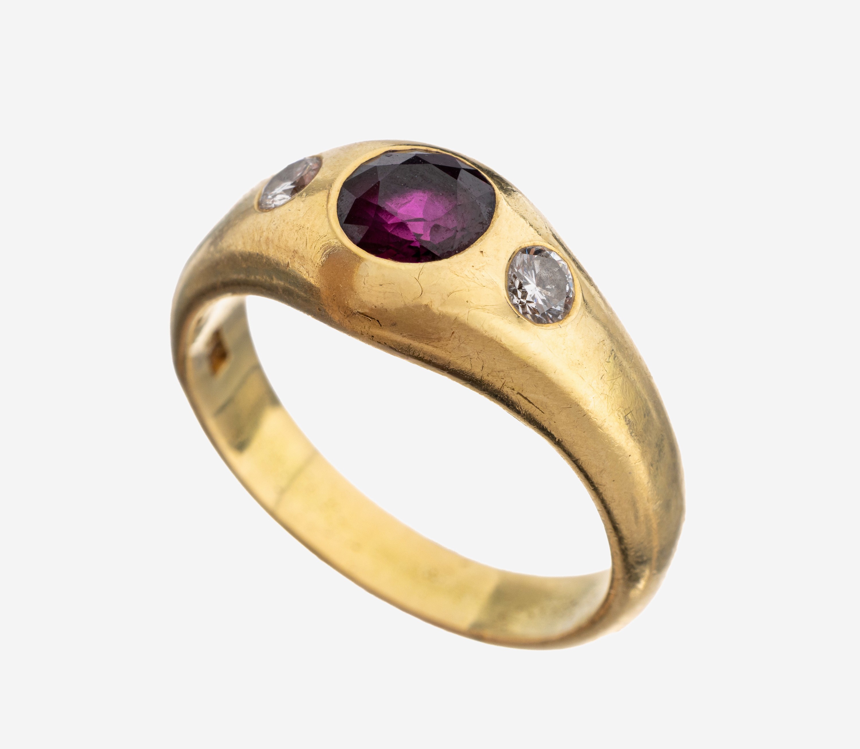 Image 27133557 - 18 kt Gold Rubin-Brillant-Ring, GG 750/000,ovalfacett. Rubin ca. 1.0 ct, 2 Brillanten ...