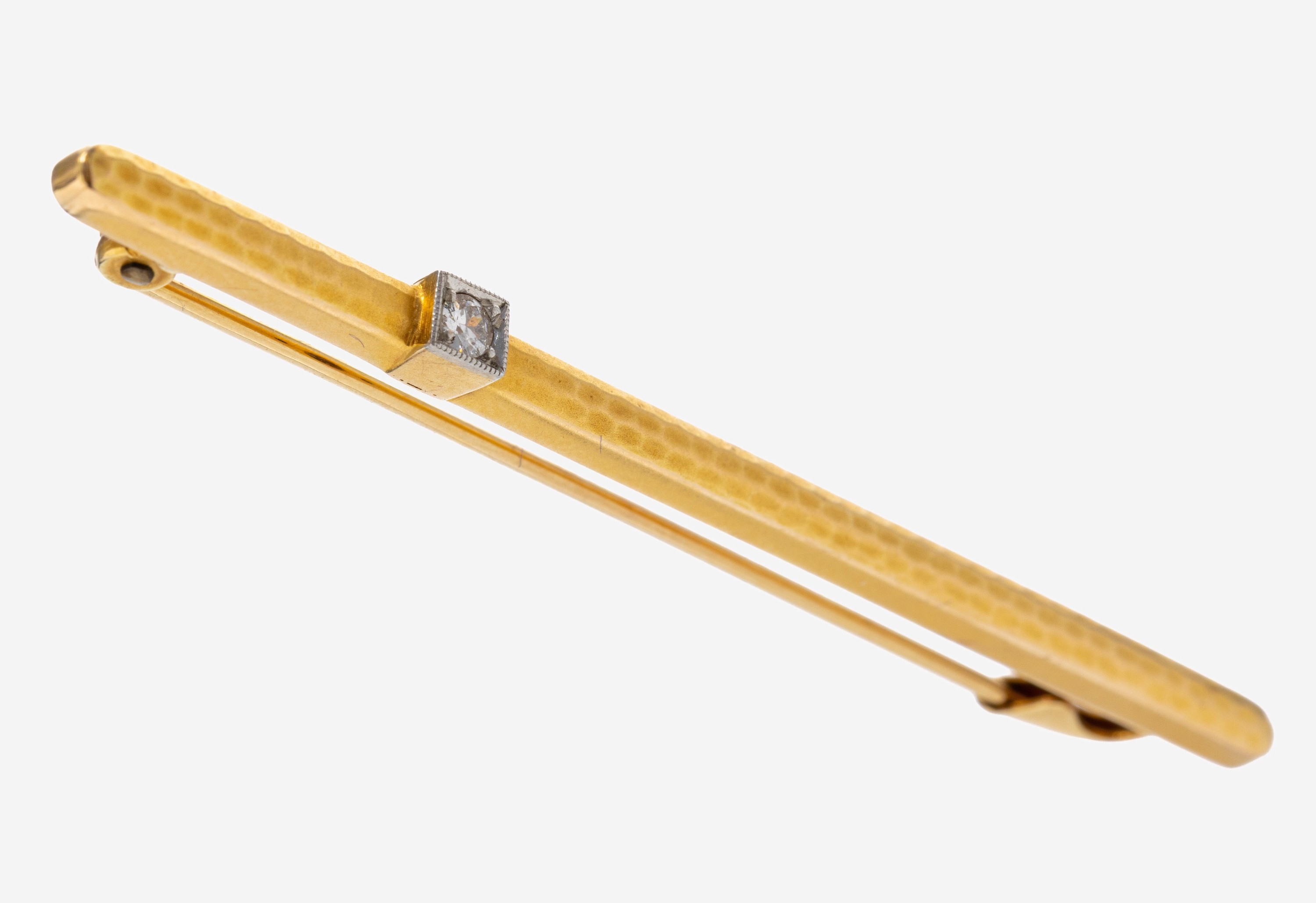 Image 27133565 - 14 kt Gold Diamant-Krawattenklammer, GG 585/000, Oberfläche mit Hammerschlagdekor, in ...