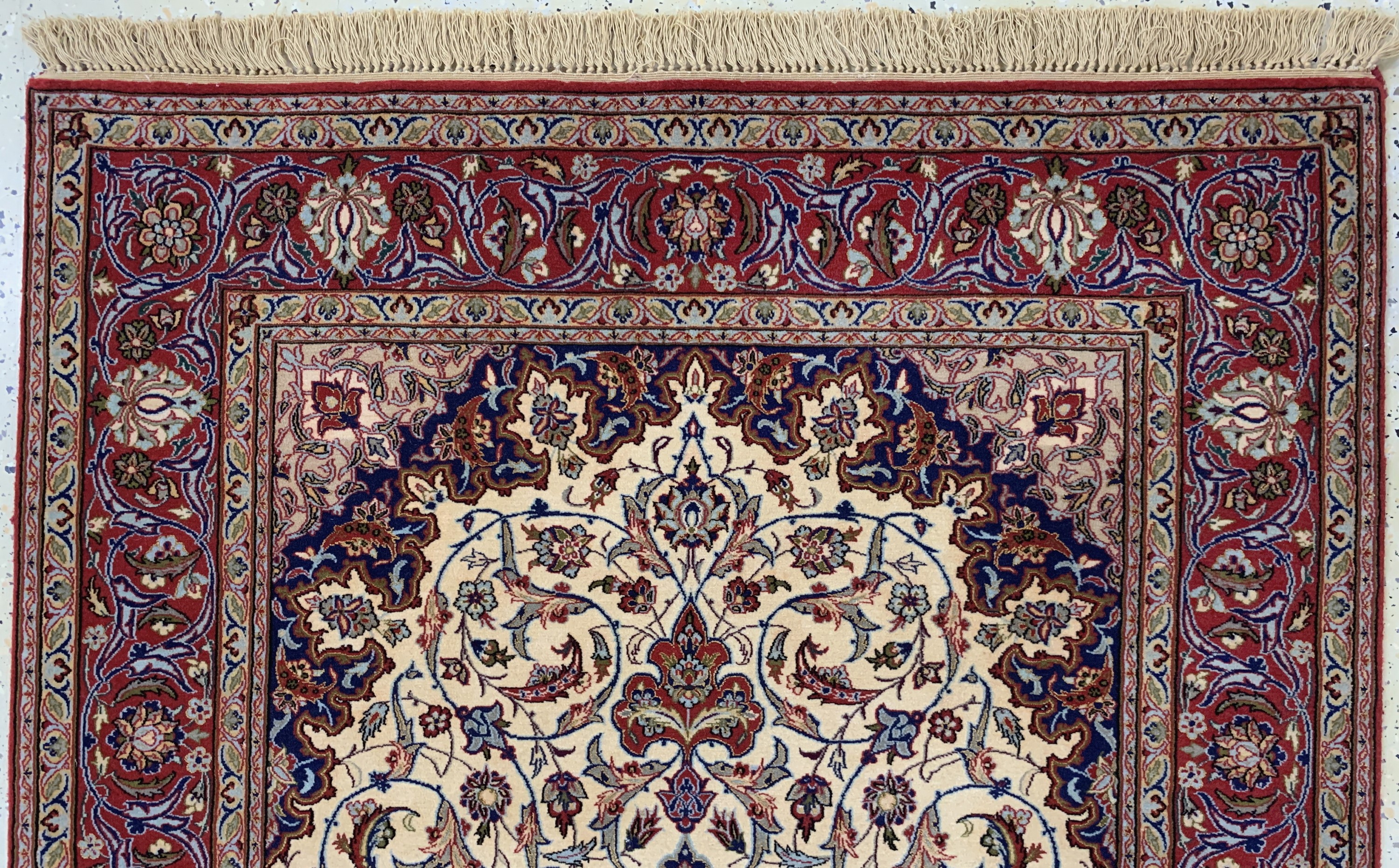 Detail a: Esfahan fein, Persien, Mitte 20.Jhd, Korkwolle mit und auf Seide, ca. 166 x 110 cm,EHZ: 1-2
