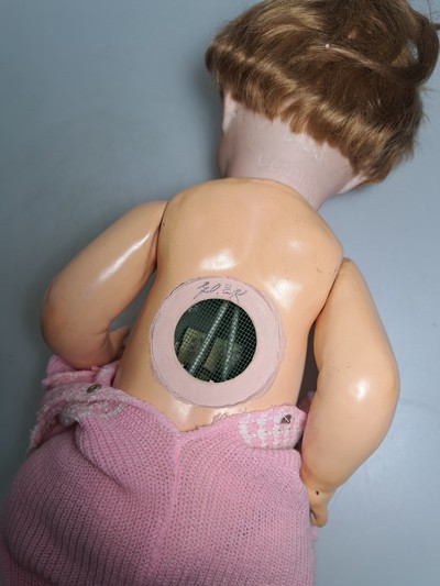 27133562a - Zwei Porzellankopfpuppen: Heubach & Köppelsdorf 342.3, braune Schlafaugen, offener Mund ...