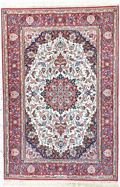 Image Esfahan fein, Persien, Mitte 20.Jhd, Korkwolle mit und auf Seide, ca. 166 x 110 cm,EHZ: ...
