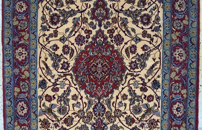 27133576b - Esfahan fein, Persien, Mitte 20.Jhd, Korkwolle mit und auf Seide, ca. 170 x 109 cm,EHZ: ...