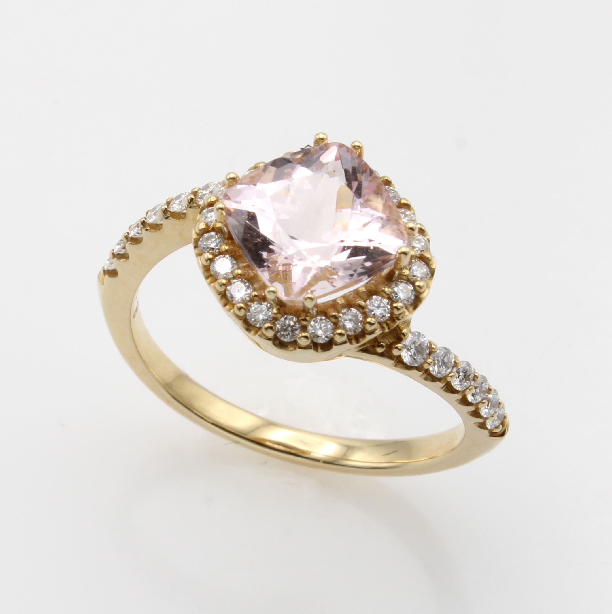 Image 27133881 - Ring mit Morganit und Brillanten, GG 585/000, Morganitcarrée ca. 8x8 mm, Brill. zus. ...
